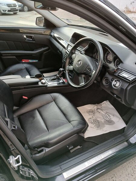 Mercedes-Benz E 250